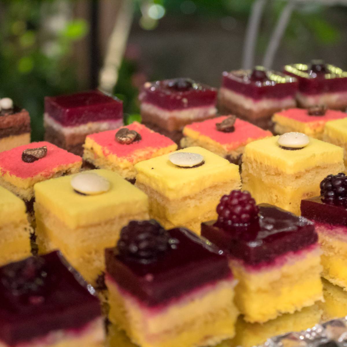 Gran buffet dei dolci e della frutta fresca - Apollinare Catering